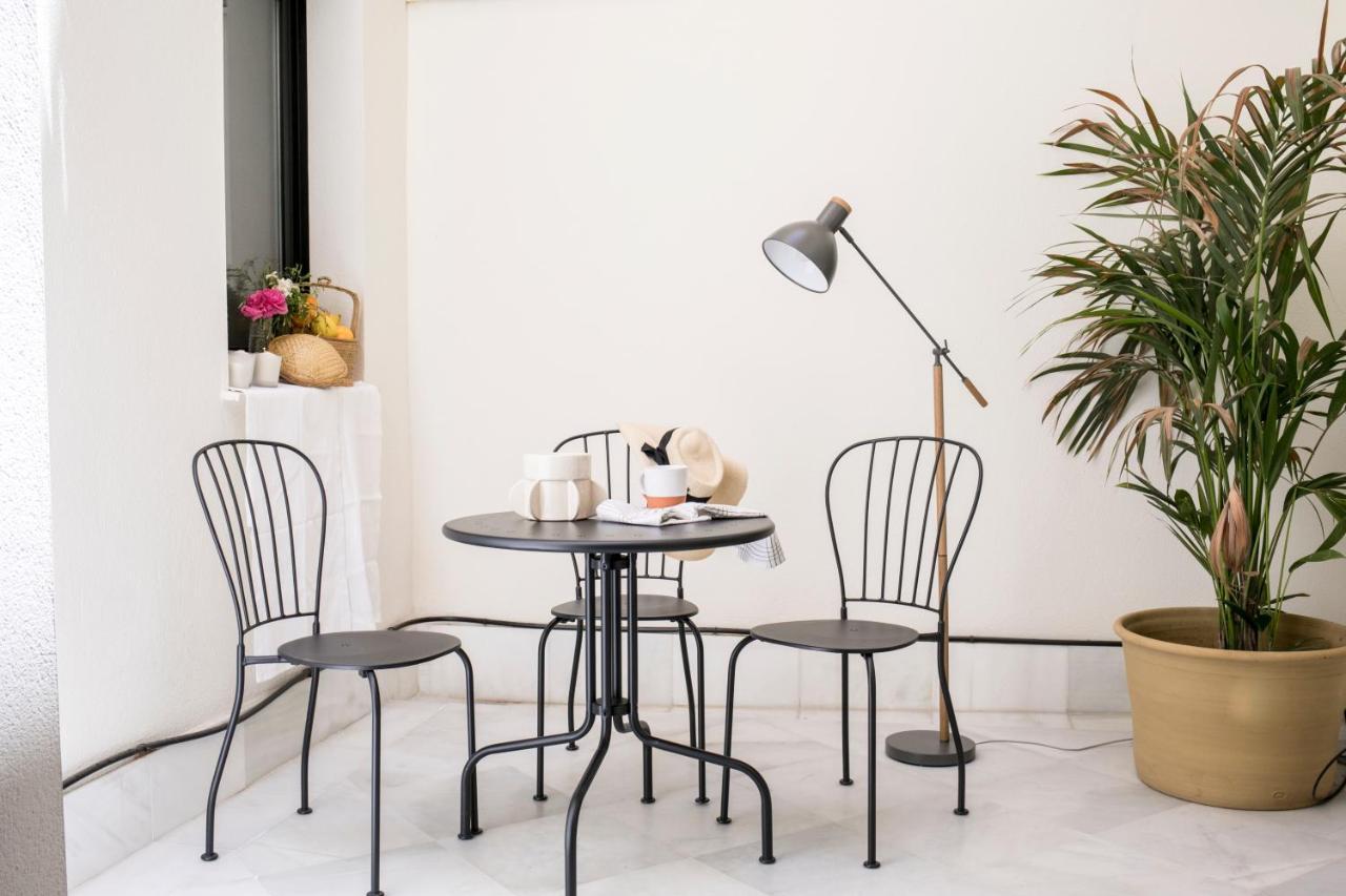 Pasaje Zamora Apartamentos Sevilla Bagian luar foto