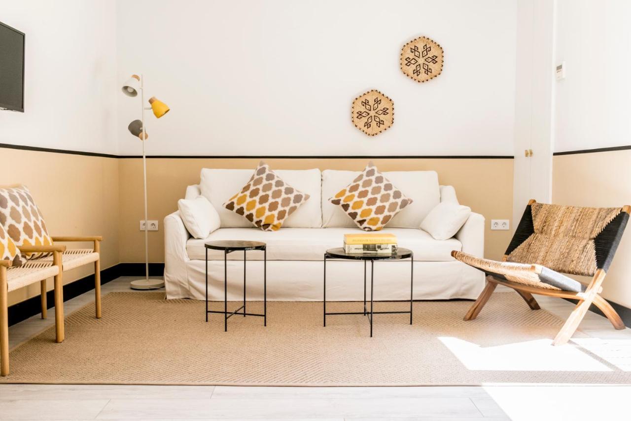 Pasaje Zamora Apartamentos Sevilla Bagian luar foto